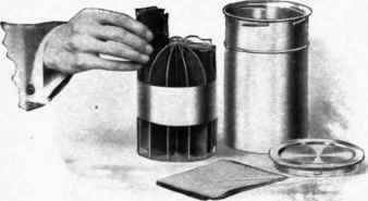 Illustration No. 29.Premo Cut Film Developing Tank.