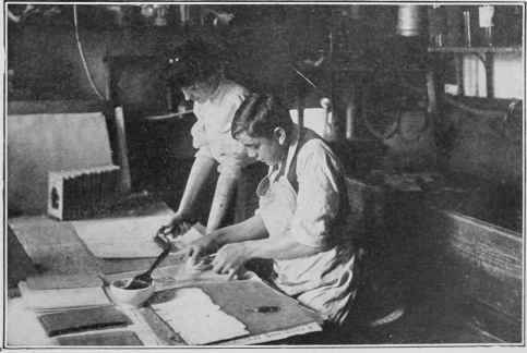 Illustration No. 31 Mounting Prints