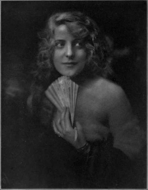 Practical Suggestions StudioLightMagazine1915 159
