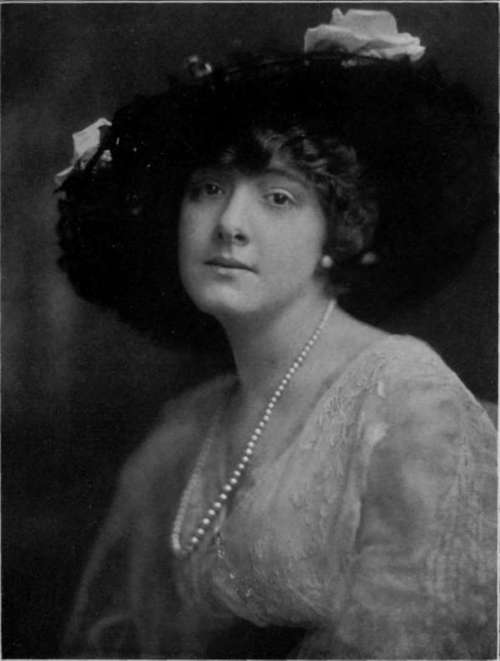 The New School StudioLightMagazine1916 37