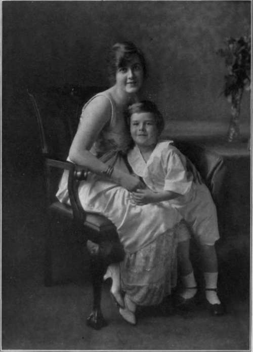 Tone Control StudioLightMagazine1916 44