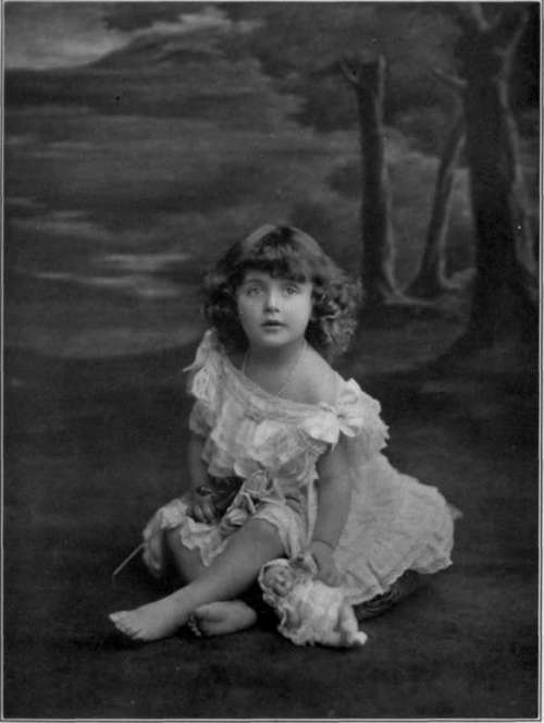 Portrait by Benjamin Paris, France.