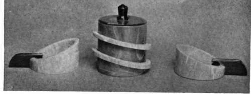 Cigarette And Ash Tray Set