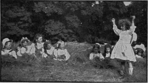 When the guesser has identified the hiders, she claps her hands as a signal for them to reveal themselves