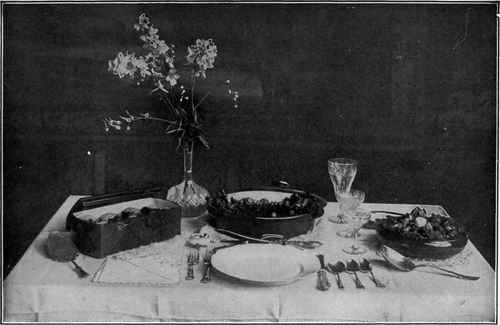 Dainty Luncheon En Casserole