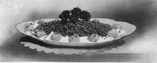 Green Peas Garnished With Potatoes