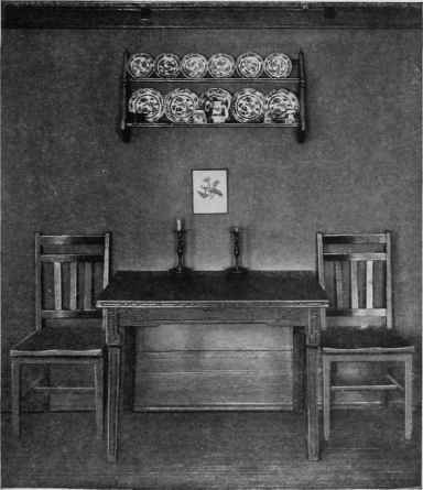 Plain Walls and Altogether Undecorated Surfaces.