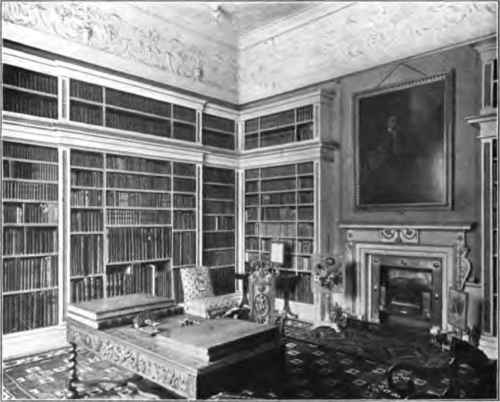 SMALL LIBRARY AT AUDLEY END, ENGLAND. XVIII CENTURY.