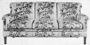 ENGLISH STYLE THIN ARM DAVENPORT.