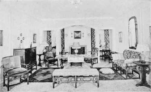 SPAN UM BRIAN LIVING ROOM FURNITURE.
