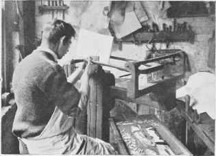 Cutting Marqueterie.