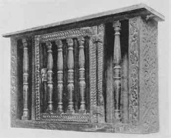Oak Dole Cupboard.
