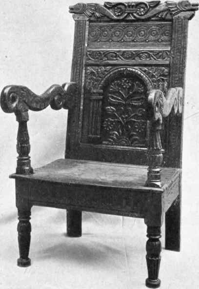 Wainscoi Chair