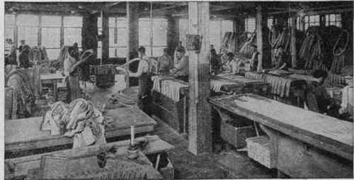 Inspecting Automobile Inner Tubes
