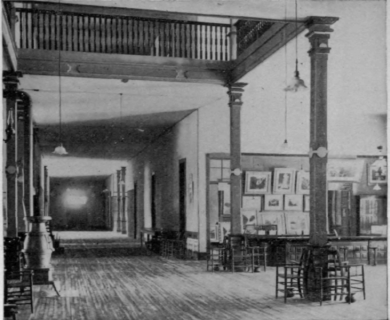 Hall Of The Mammoth Springs Hotel